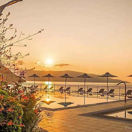Odyssey Hotel 4*