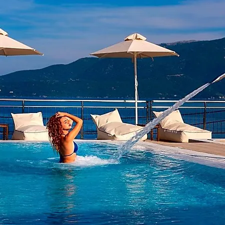 Odyssey Hotel 4*